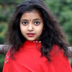 Rashi Shinde Wiki/Bio, Age, Family, Boyfriend, Facts, Height ...